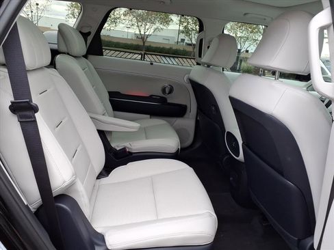 New 2026 Hyundai Palisade Calligraphy image 9