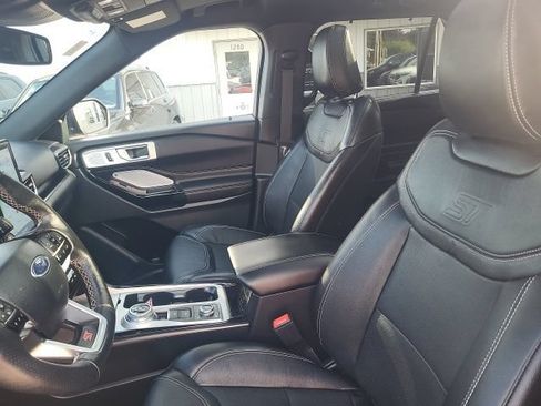 Used 2024 Ford Explorer ST w/ Technology Package AWD/4WD image 14