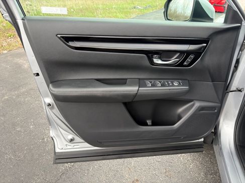 Used 2024 Honda CR-V EX-L image 12