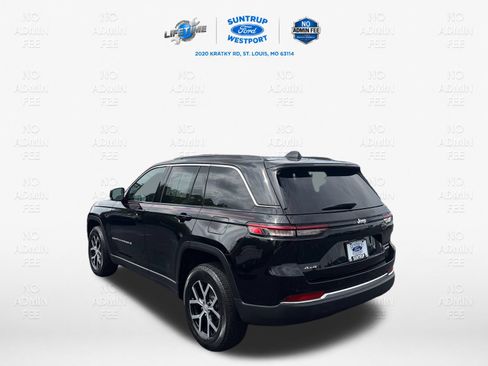 Used 2025 Jeep Grand Cherokee Limited AWD/4WD image 19
