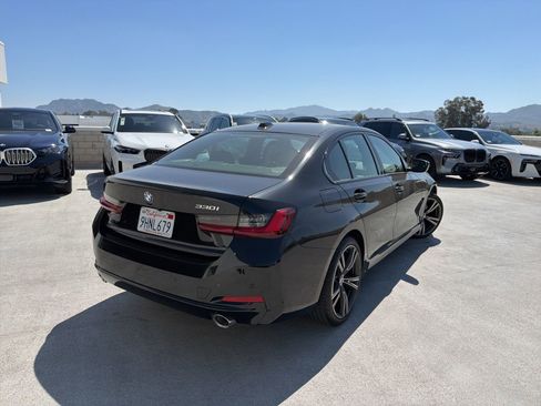 Used 2023 BMW 330i Sedan w/ Premium Package image 4