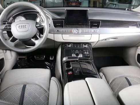 Used 2014 Audi S8 AWD/4WD image 3