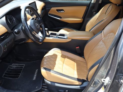 Used 2020 Nissan Sentra SV w/ SV Premium Package FWD image 16