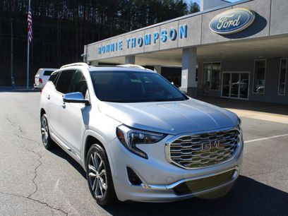 Used 2020 GMC Terrain Denali w/ Denali Premium Package