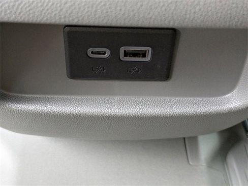 New 2025 Cadillac XT5 Premium Luxury w/ LPO, Floor Liner Package image 15