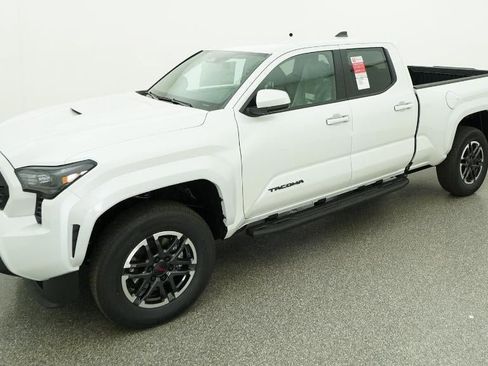 New 2026 Toyota Tacoma TRD Sport AWD/4WD image 34