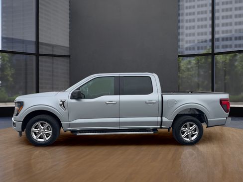 Used 2025 Ford F150 XLT w/ Equipment Group 301A Standard RWD image 8