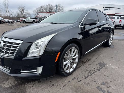 Used 2013 Cadillac XTS Luxury image 9