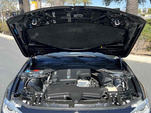 Used 2018 BMW 320i Sedan image 21