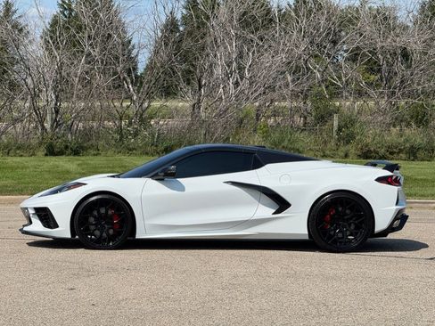 Used 2022 Chevrolet Corvette Stingray Premium Conv w/ Z51 Performance Package RWD image 5