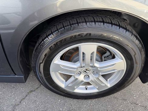 Used 2012 Honda Odyssey Touring Elite image 4