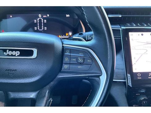 Used 2022 Jeep Grand Cherokee Limited RWD image 19