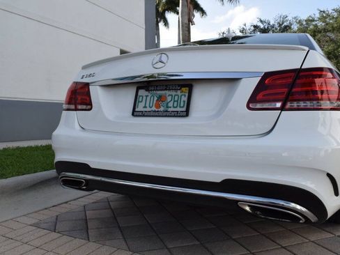 Used 2014 Mercedes-Benz E 350 4MATIC Sedan image 19