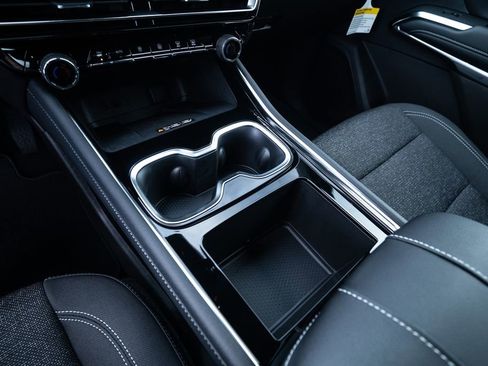 New 2026 Chevrolet Traverse LT w/ Midnight/Sport Edition image 22