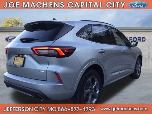 Certified 2023 Ford Escape ST-Line w/ Tech Pack #1 image 7