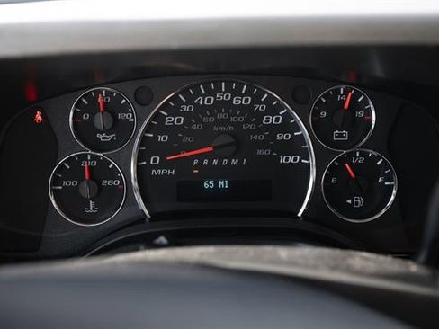 New 2025 GMC Savana 2500 w/ Driver Convenience Package image 33