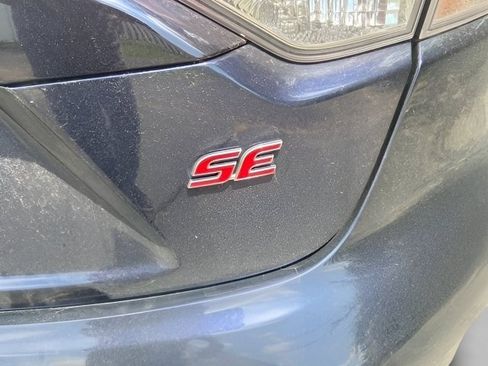 Used 2023 Toyota Corolla SE FWD image 12