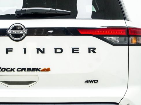 Used 2024 Nissan Pathfinder Rock Creek AWD/4WD image 13