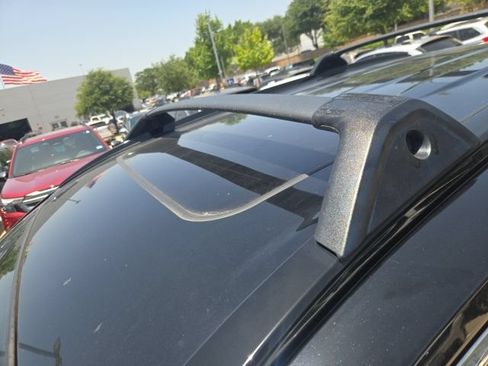 Used 2019 Toyota RAV4 XLE Premium FWD image 7