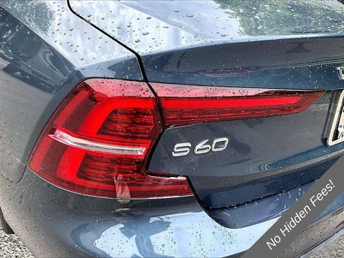 Used 2019 Volvo S60 T6 Momentum w/ Premium Package AWD/4WD image 28