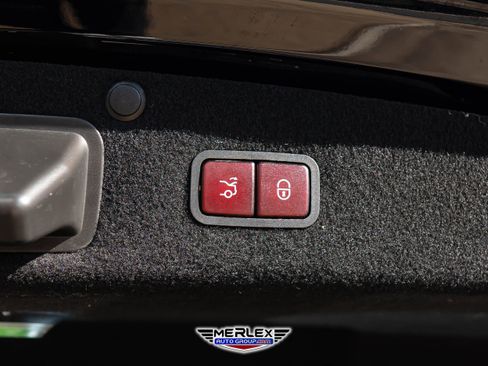 Used 2018 Mercedes-Benz S 560 4MATIC Sedan w/ Premium Package image 53