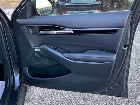 Used 2024 Kia Seltos SX w/ SX Sunroof Package image 17