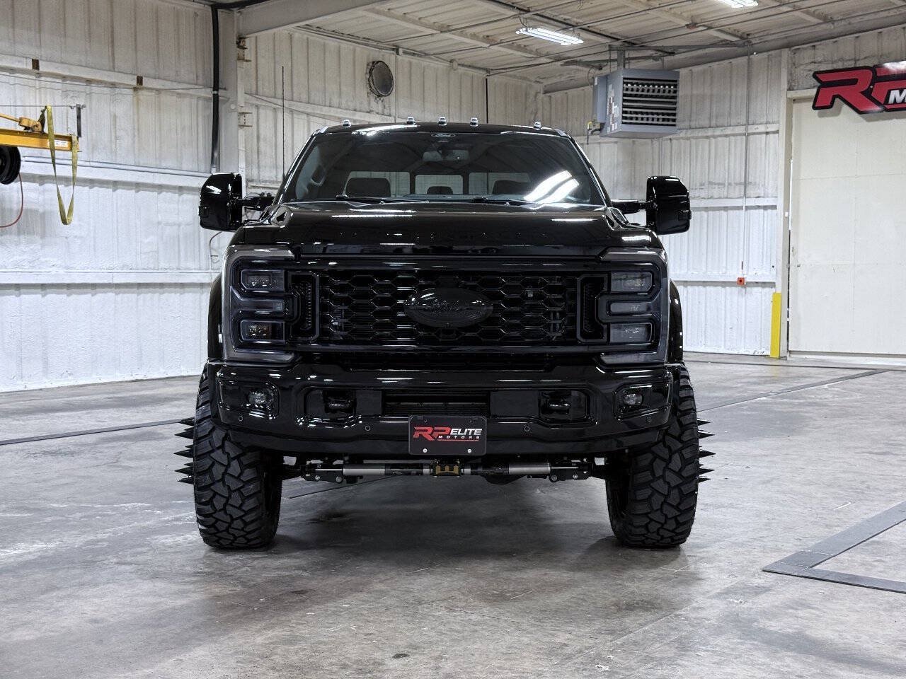 Used 2026 Ford F450 Platinum w/ FX4 Off-Road Package AWD/4WD image 10