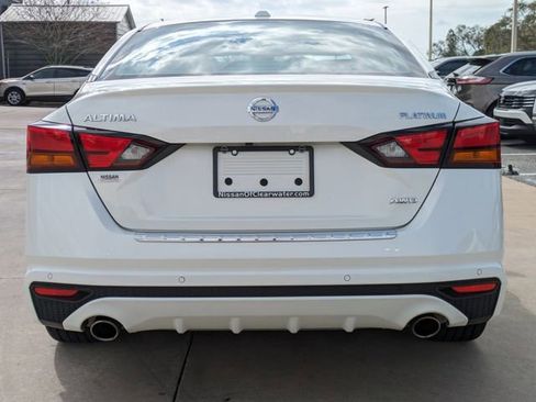 Used 2021 Nissan Altima 2.5 Platinum image 7