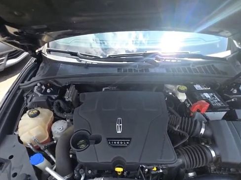 Used 2017 Lincoln Continental Reserve w/ Climate Package AWD/4WD image 16