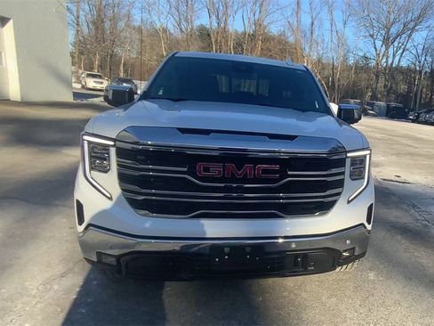 Used 2023 GMC Sierra 1500 SLT w/ SLT Premium Plus Package image 3