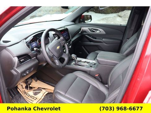 Certified 2023 Chevrolet Traverse LT w/ LT Premium Package image 21