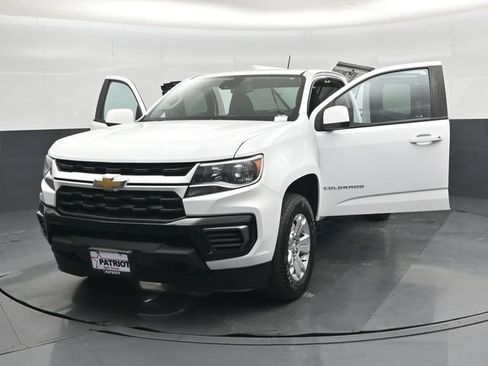 Used 2022 Chevrolet Colorado LT w/ Fleet Safety Package AWD/4WD image 61