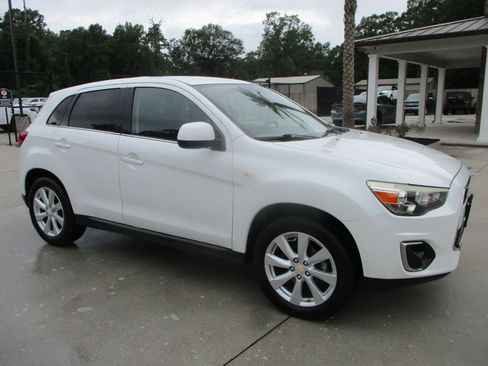 Used 2014 Mitsubishi Outlander Sport SE FWD image 10