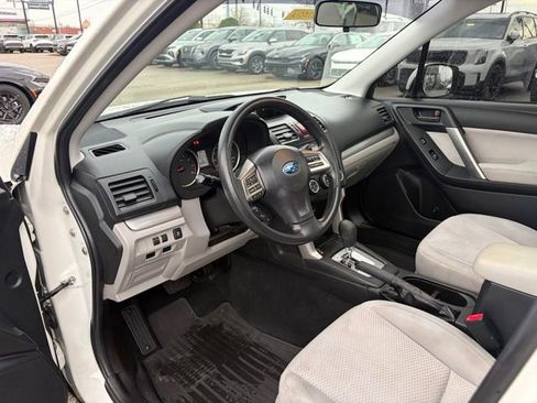 Used 2015 Subaru Forester 2.5i Premium w/ All-Weather Package image 15