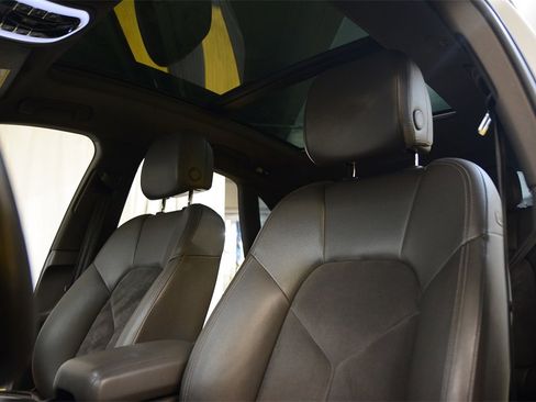 Used 2018 Porsche Macan image 29