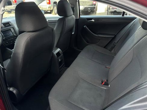 Used 2016 Volkswagen Jetta S image 15
