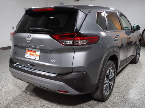 Used 2022 Nissan Rogue SV FWD image 7