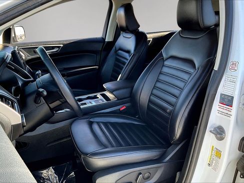 Used 2024 Ford Edge SEL image 21