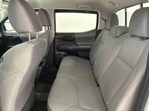 Used 2022 Toyota Tacoma SR AWD/4WD image 18