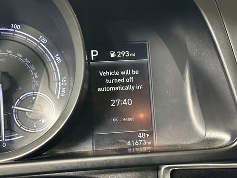 Used 2022 Hyundai Elantra Blue image 18