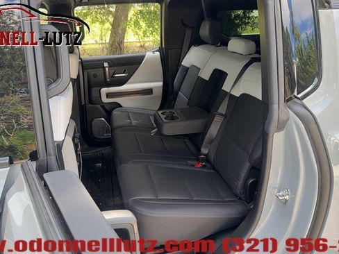 Used 2025 GMC Hummer EV 3X AWD/4WD image 14
