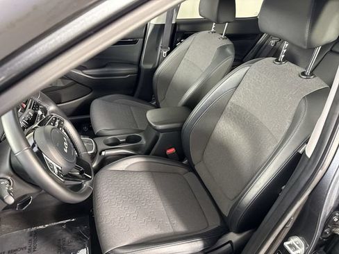 Used 2024 Kia Seltos S AWD/4WD image 18