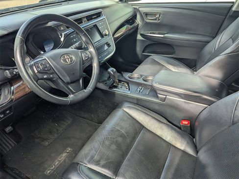 Used 2013 Toyota Avalon XLE Premium image 7