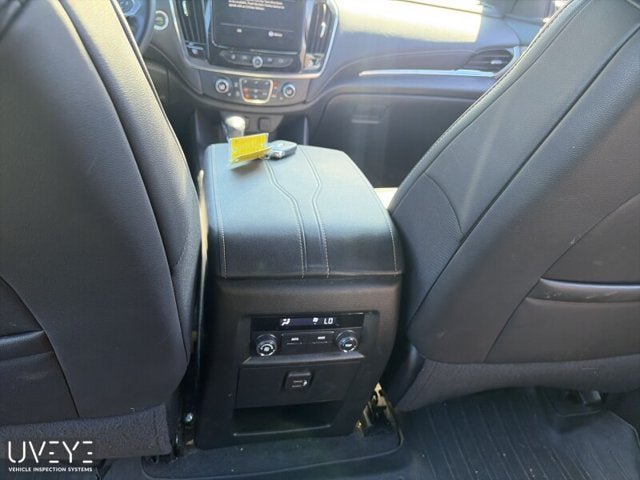 Used 2023 Chevrolet Traverse LT AWD/4WD image 16