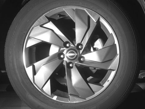 Used 2025 Nissan Rogue SV FWD image 15