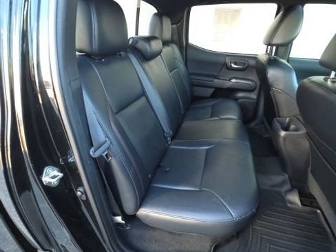 Used 2019 Toyota Tacoma TRD Pro AWD/4WD image 19