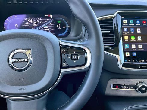 Used 2024 Volvo XC90 T8 Ultimate w/ Protection Package Premier AWD/4WD image 21