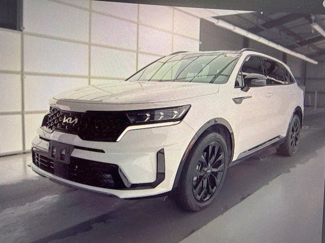 Used 2023 Kia Sorento SX FWD image 2