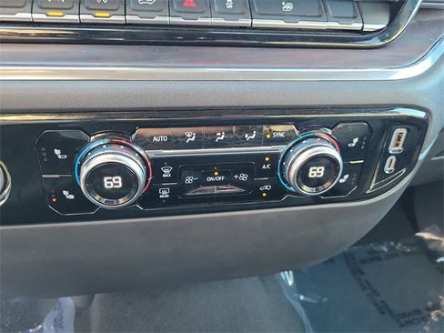 Used 2024 GMC Sierra 1500 SLT image 23