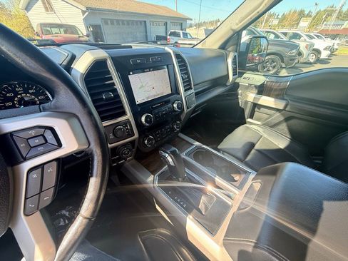 Used 2019 Ford F150 Lariat w/ Max Trailer Tow Package AWD/4WD image 29